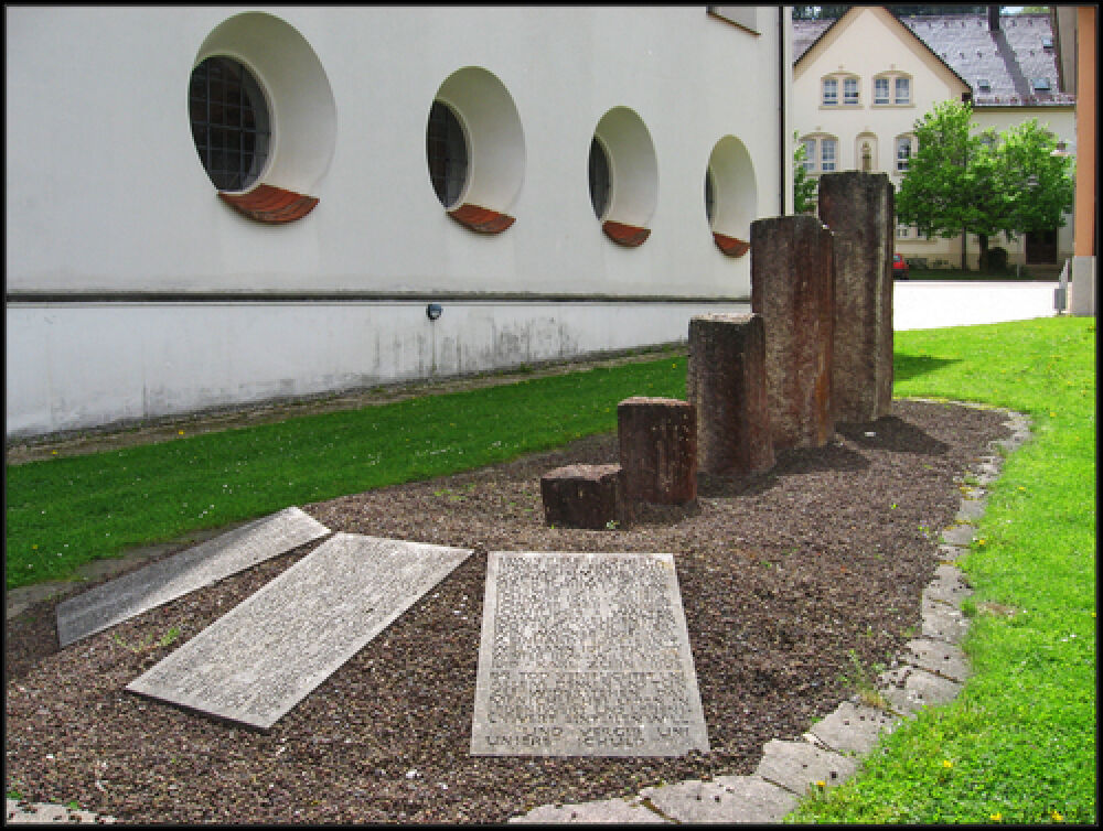 Foto des heutigen Mahnmals in Mariaberg zur Erinnerung an die Opfer des NS-Regimes