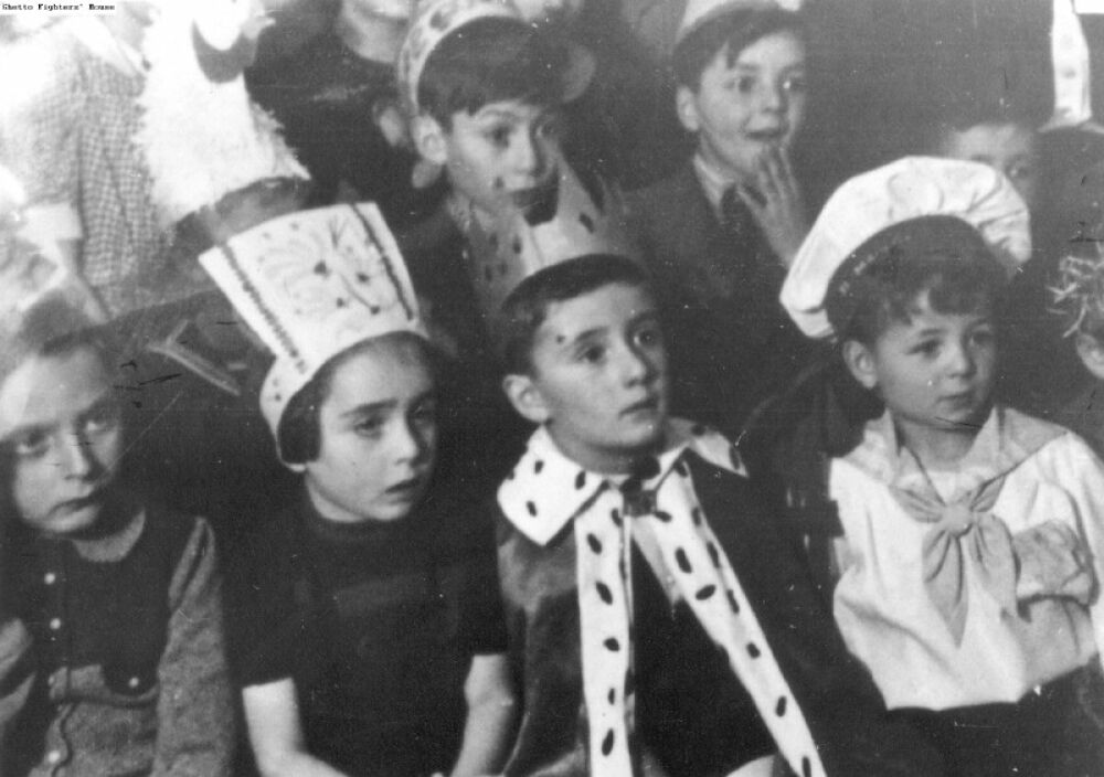 Foto von verkleideten Kindern im Ghetto Litzmannstadt