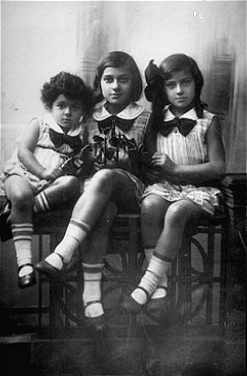 Foto von Ester und ihren Schwestern, 1933