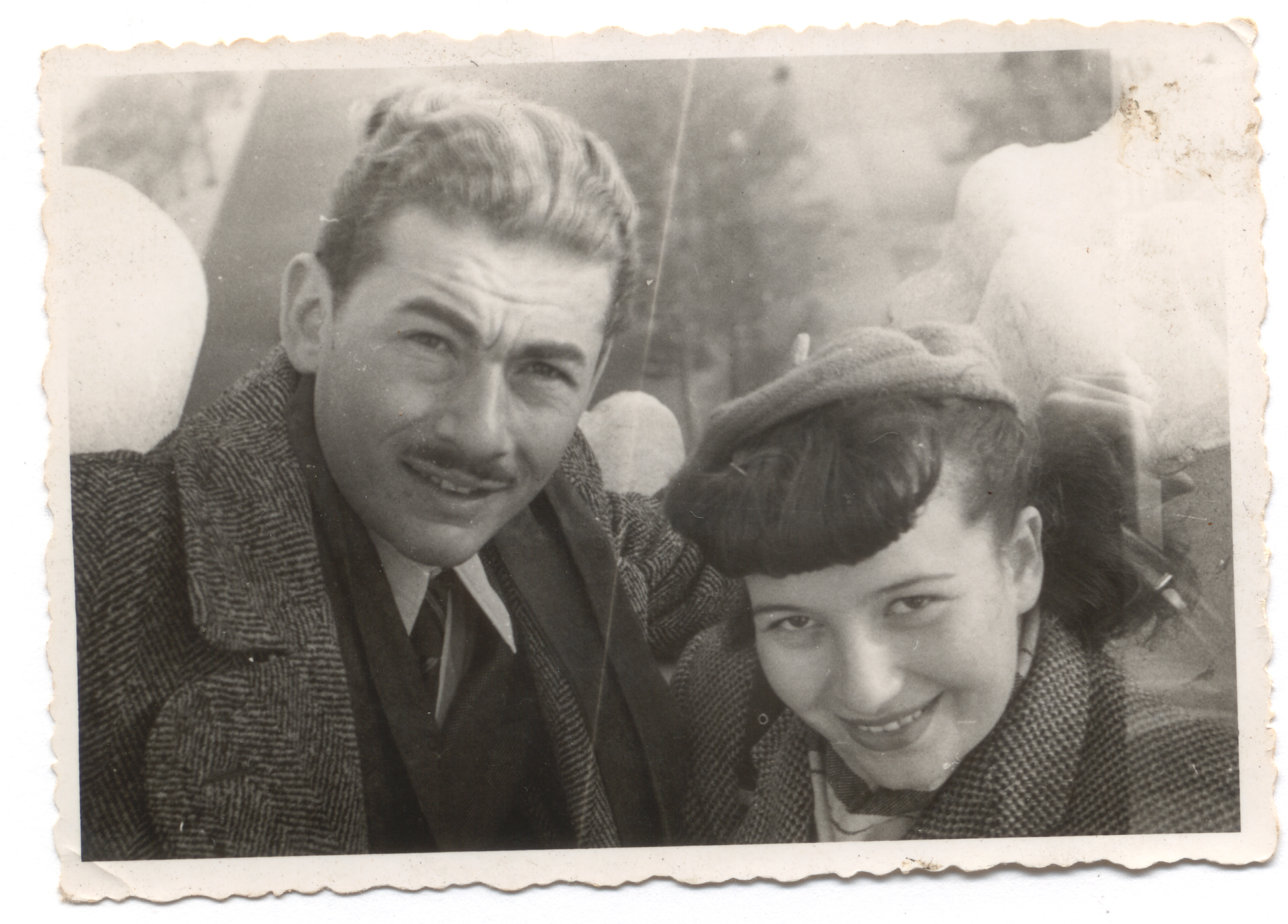 Sabina mit ihrem Mann Zdenek in Paris Sabina mit ihrem Mann Zdenek in Paris