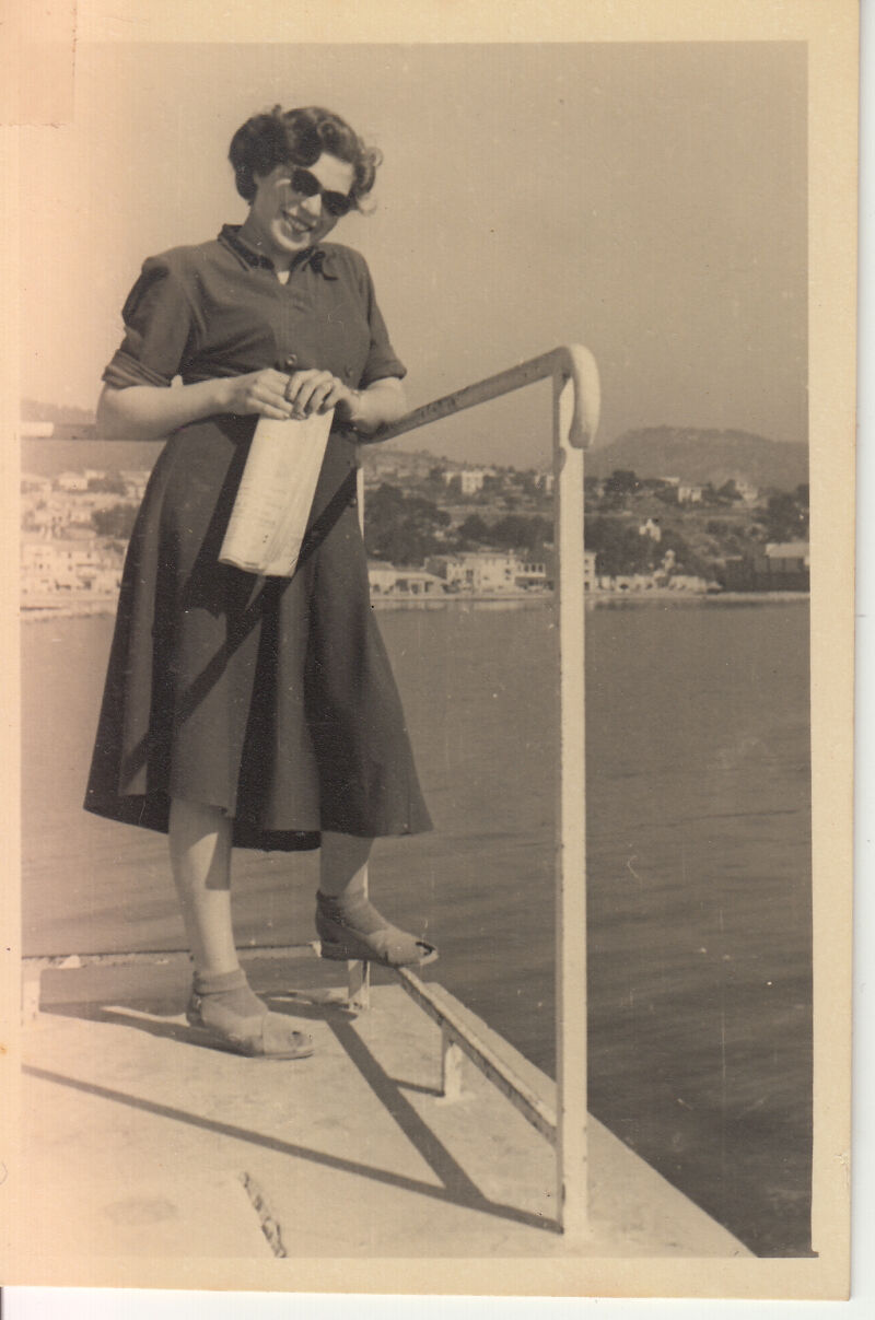 In Südfrankreich wartete die mittlerweile verheiratete Eva Erben mit ihrem Ehemann Peter auf die Schiffspassage nach Israel.
