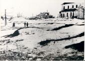 Dieses Foto vom Marktplatz in Nowogródek wurde im Dezember 1941 aufgenommen.
