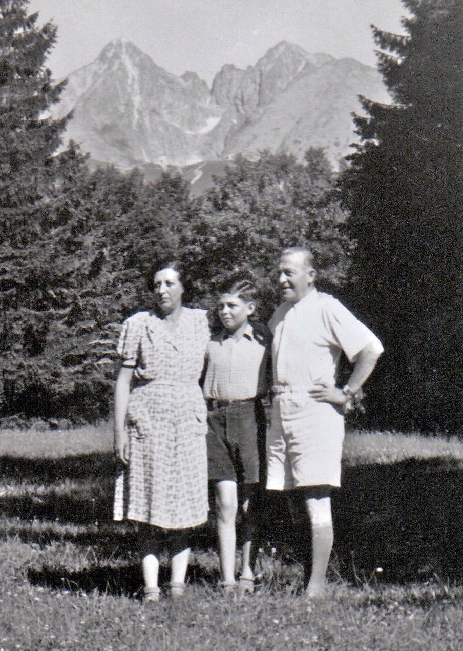 Hohe Tatra, 1946: Pavel mit seinen Eltern Hohe Tatra, 1946: Pavel mit seinen Eltern