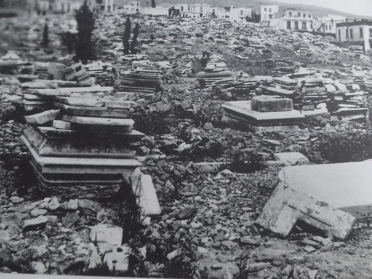 Zerstörter Friedhof