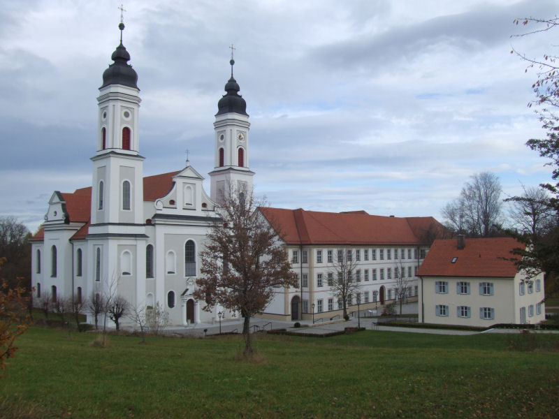Foto des ehemaligen Klosters Irsee bei Kaufbeuren Foto des ehemaligen Klosters Irsee bei Kaufbeuren