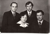 Kischinew, 1974: das letzte Familienbild; v. l. n. r.: Nissel (Numa), Eduard (Edik), Samuel
(Schmuel) und Nechama Drober.