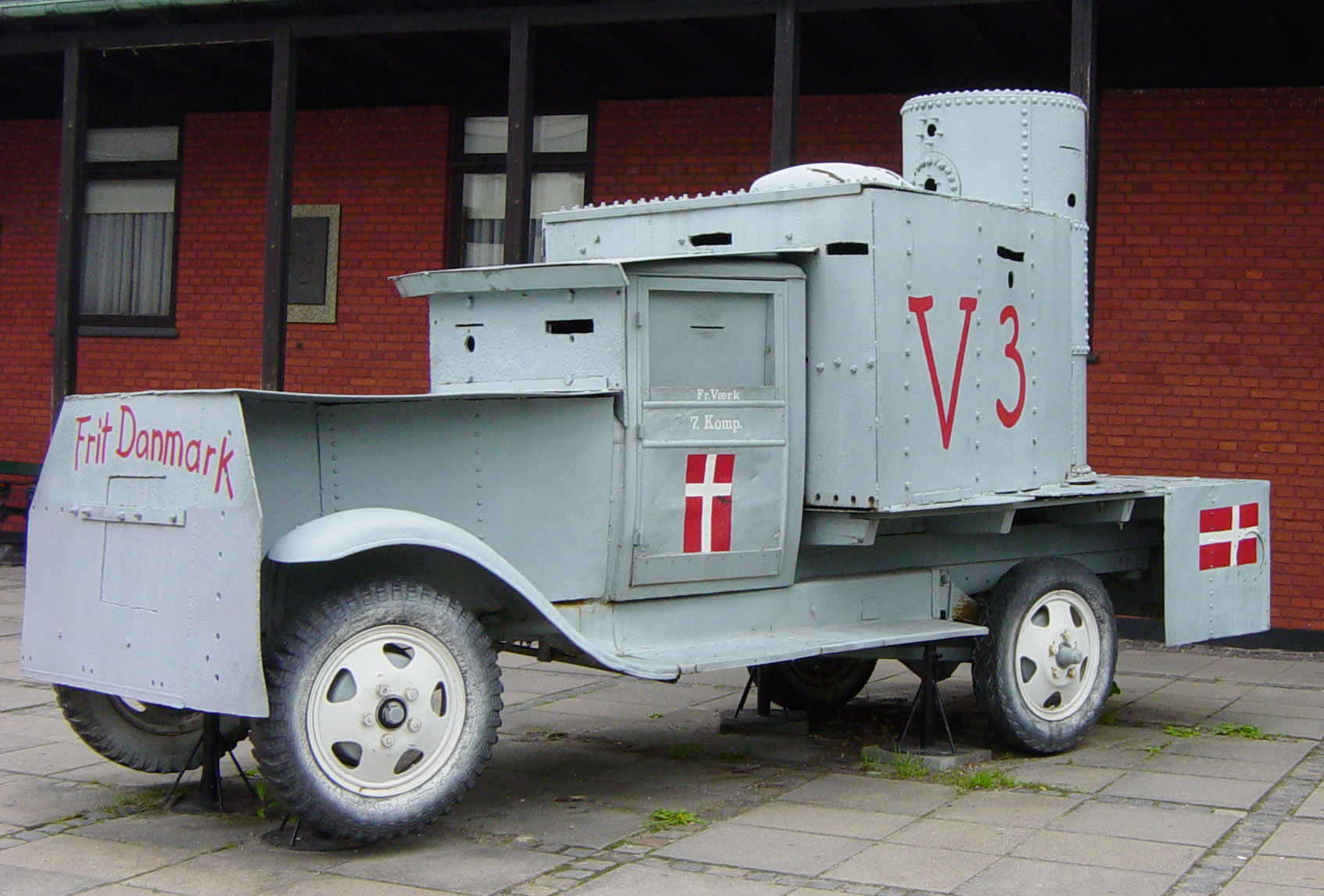 Ein selbst gebauter Panzerwagen als Symbol des dänischen Widerstands Ein selbst gebauter Panzerwagen als Symbol des dänischen Widerstands
