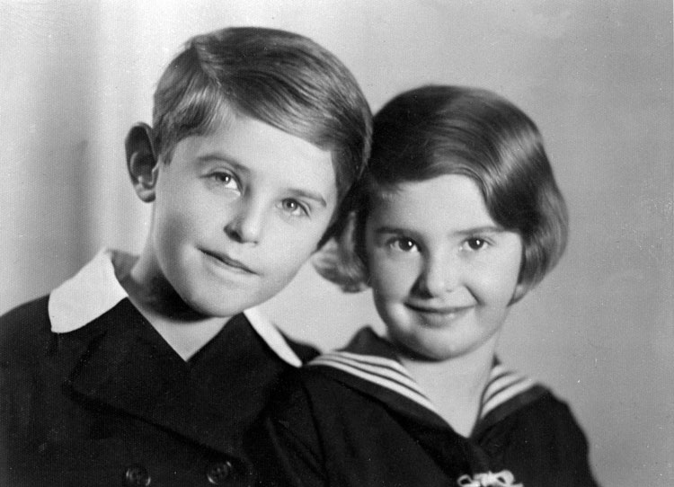 Foto von Petr und seiner Schwester Eva