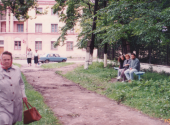 Sabina mit ihren Kindern in Borysław