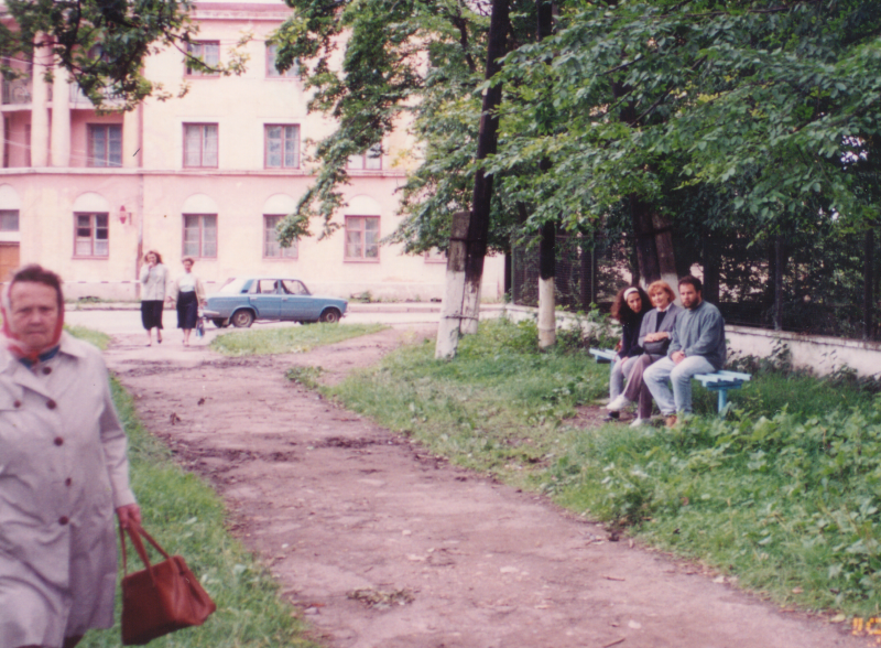 Sabina mit ihren Kindern in Borysław