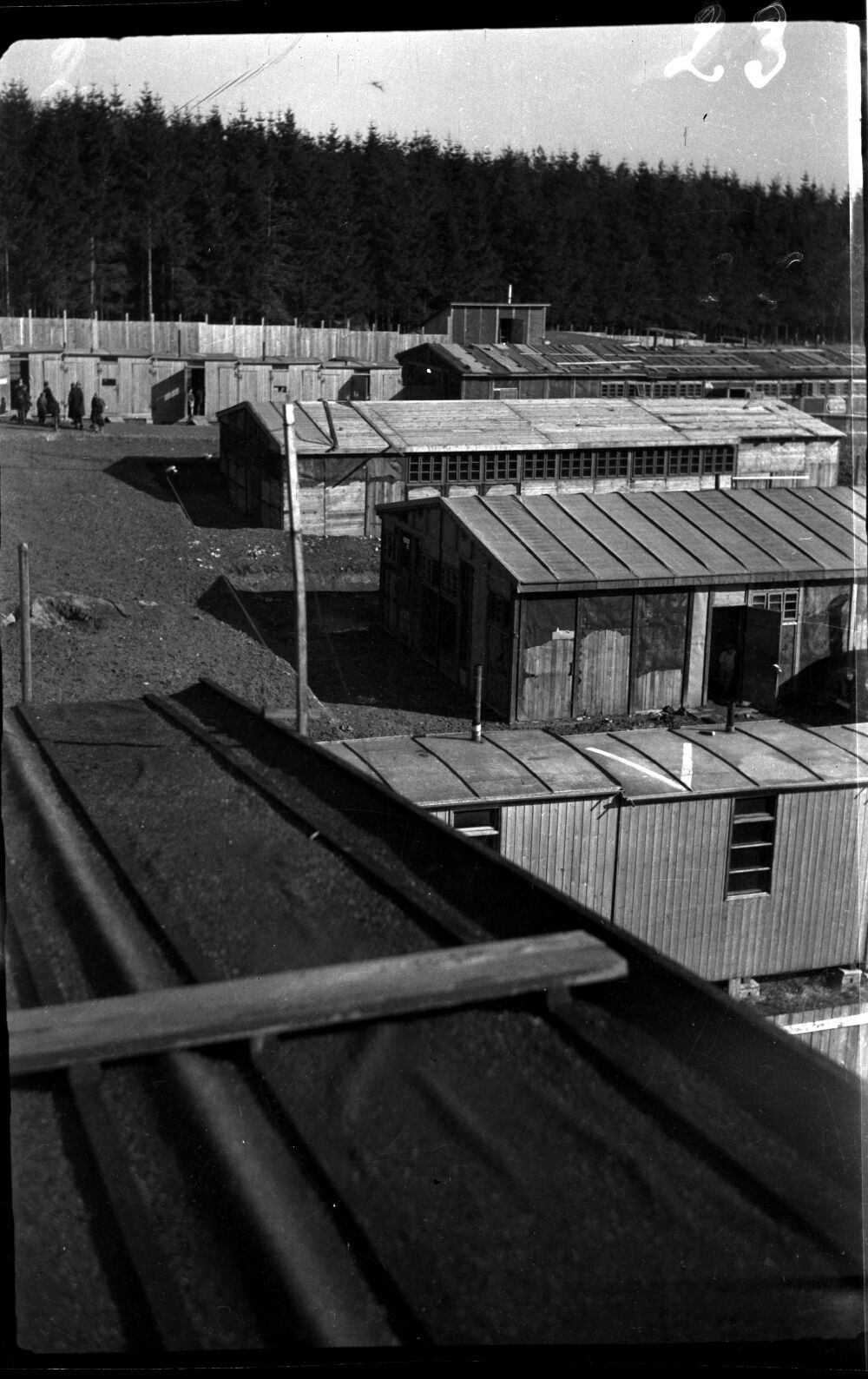 Diese Bilder wurden 1942/1943 im »Zigeunerlager« Lety aufgenommen, in dem Zilli im Herbst 1942 für mehrere Wochen eingesperrt war.