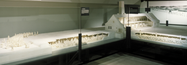 Modell eines Krematoriums aus Auschwitz-Birkenau Modell eines Krematoriums aus Auschwitz-Birkenau