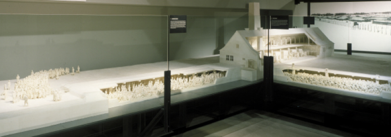 Modell eines Krematoriums aus Auschwitz-Birkenau