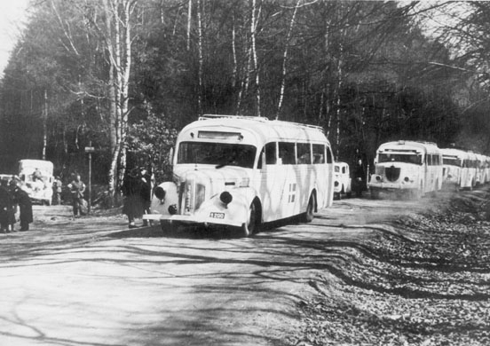 Die Weißen Busse des schwedischen Roten Kreuzes Die Weißen Busse des schwedischen Roten Kreuzes